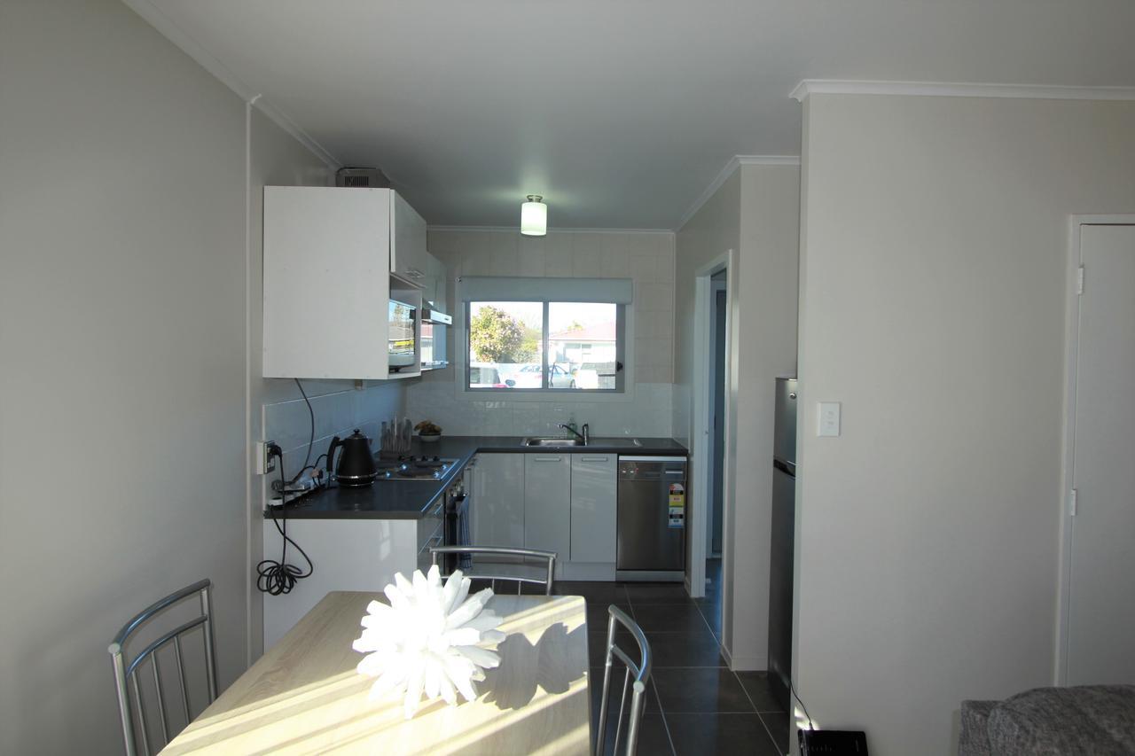 Rose Apartments Central Rotorua- Accommodation & Private Spa Eksteriør billede